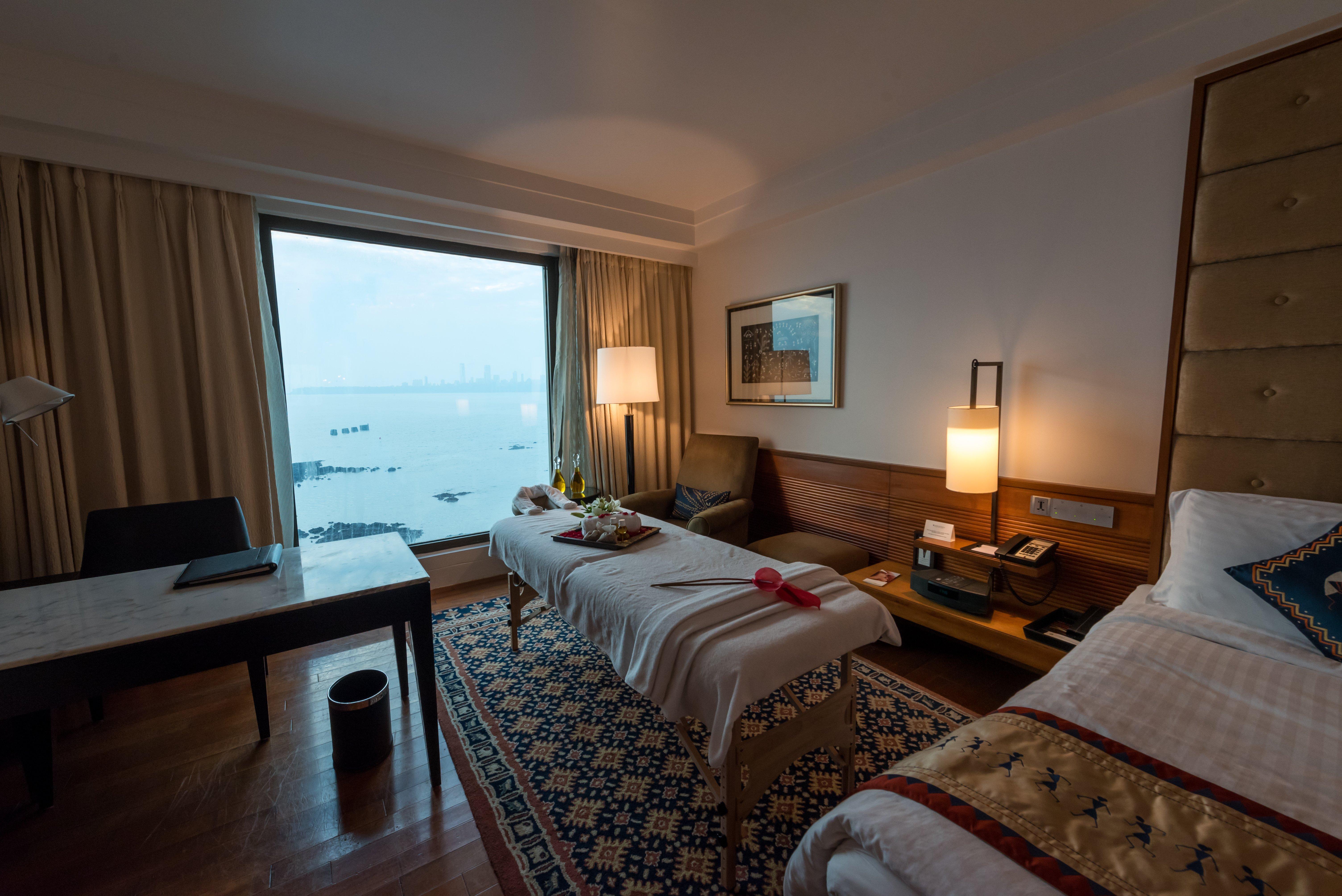 Intercontinental Marine Drive Mumbai By Ihg Hotel Exterior photo