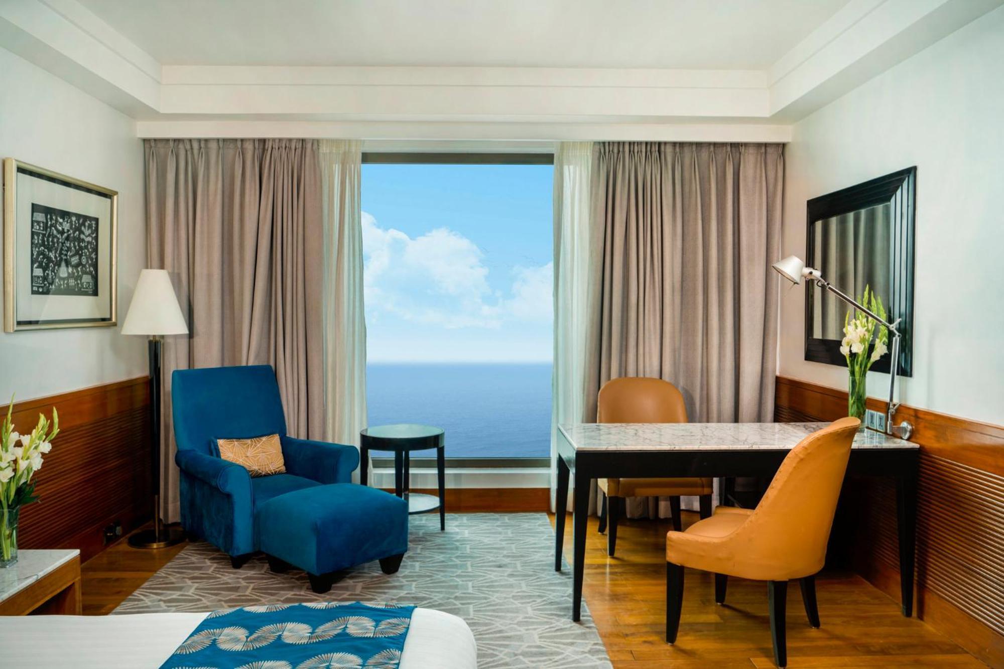Intercontinental Marine Drive Mumbai By Ihg Hotel Exterior photo