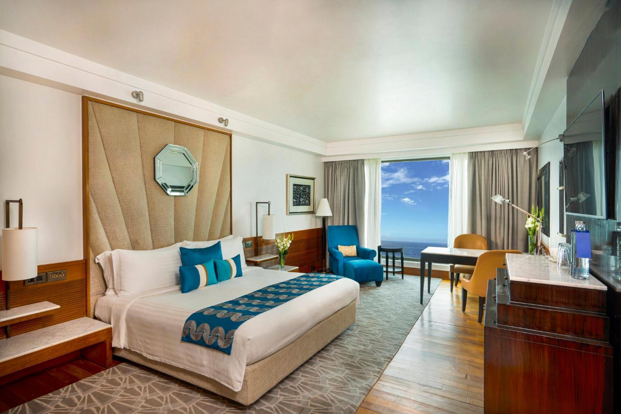 Intercontinental Marine Drive Mumbai By Ihg Hotel Exterior photo