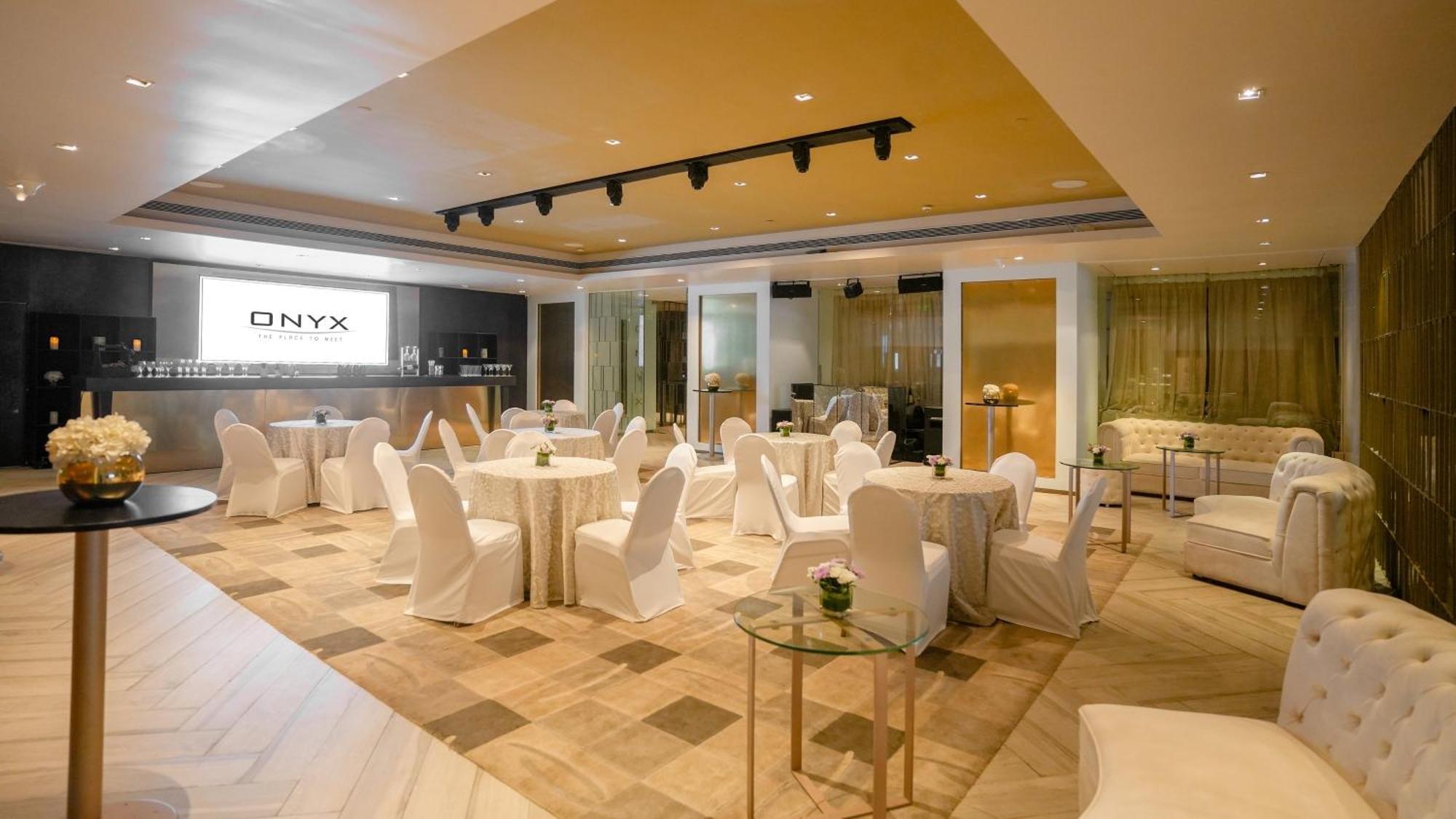 Intercontinental Marine Drive Mumbai By Ihg Hotel Exterior photo